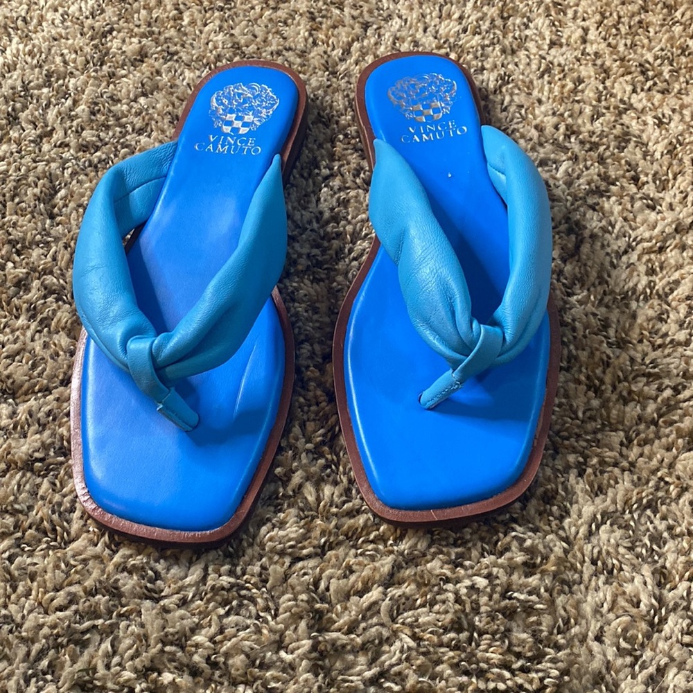 Vince Camuto blue Sandals size 8 nwot